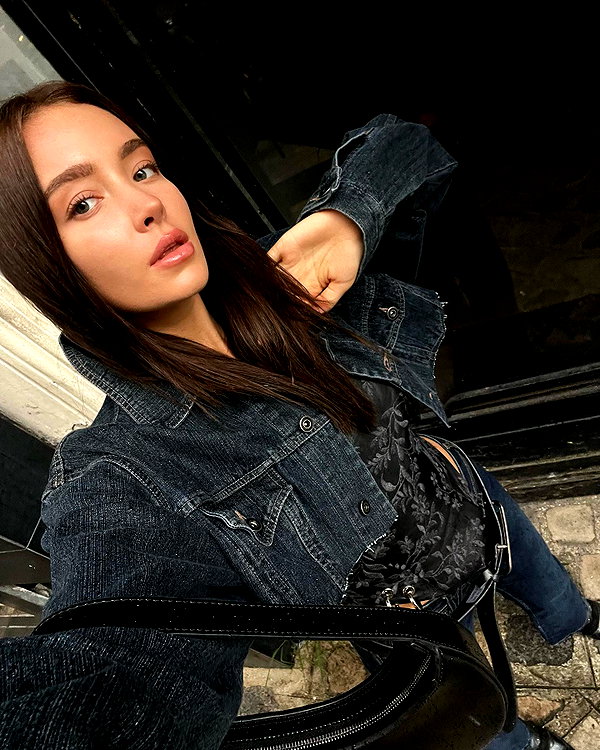 veroni22ka instagram image archive image