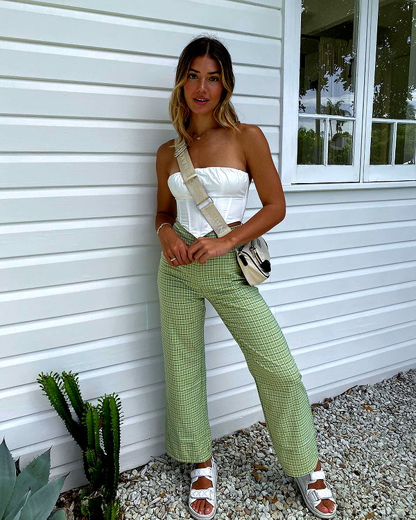 dekota_thompson instagram image archive image