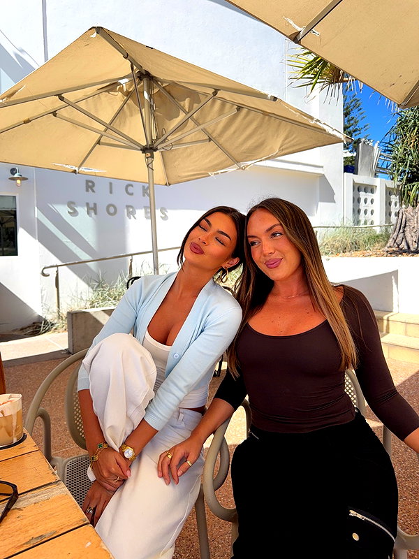 oliviaphillipps instagram image archive image