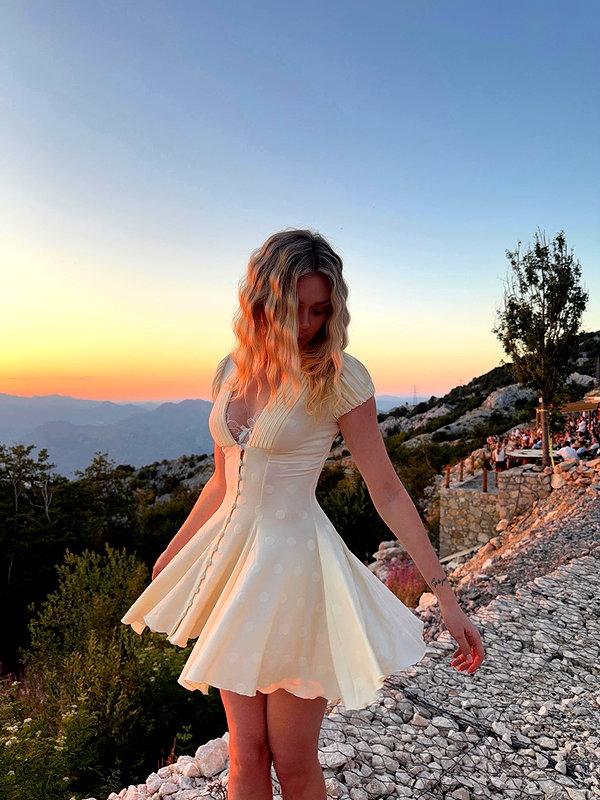 esmireal instagram image archive image