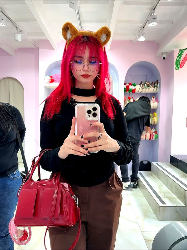 luly1980s instagram image archive image
