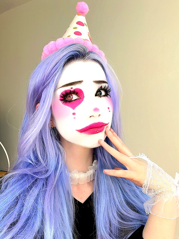 danielle.mercedie instagram image archive image
