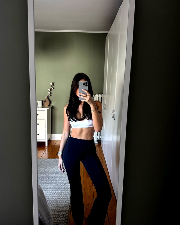 zoeliss instagram image archive image