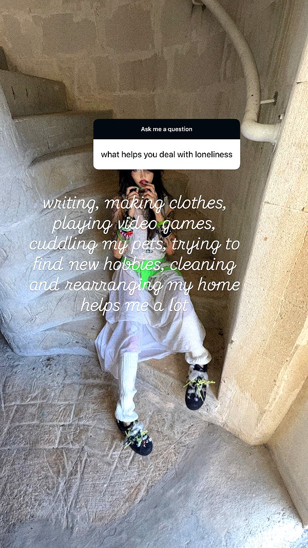 Archived image from @zommmbri on Instagram