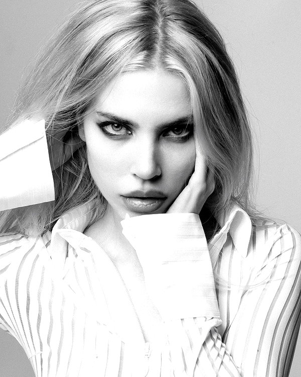 alien.hanna instagram image archive image