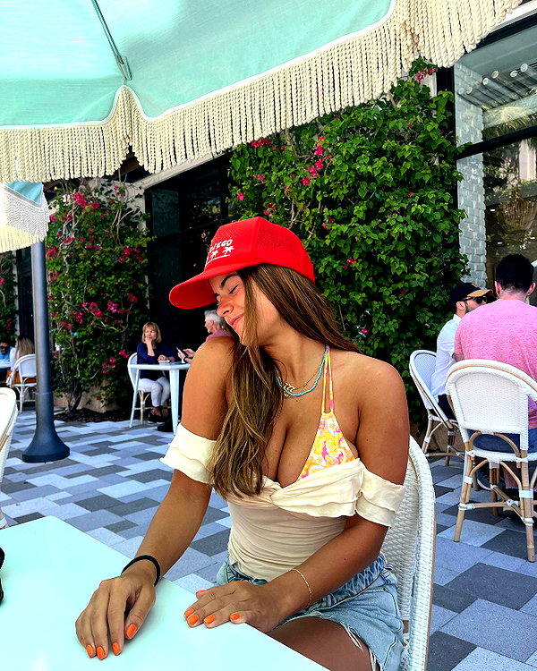 isabella.lauren instagram image archive image