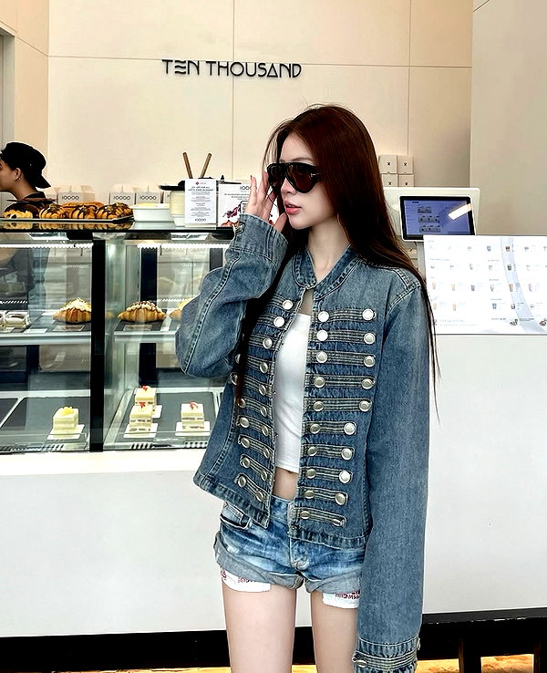 lyhythuedoxinh instagram image archive image