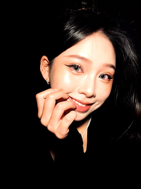e.shao_417 instagram image archive image