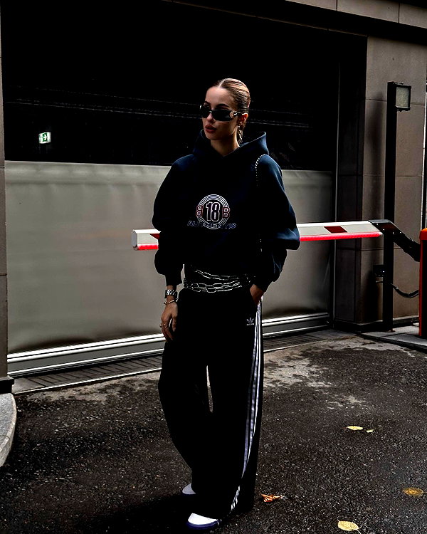 kkwwwv instagram image archive image