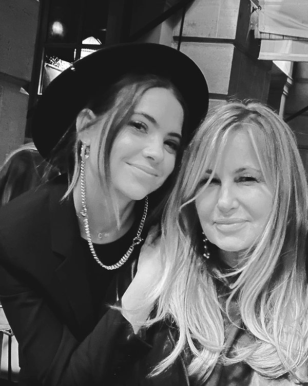 ashleybenson instagram image archive image