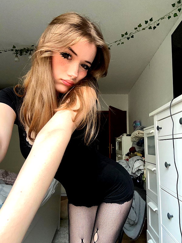m1chelleluna instagram image archive image