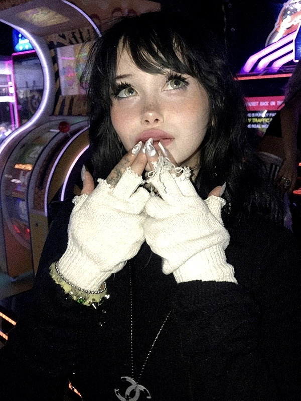 zommmbri instagram image archive image