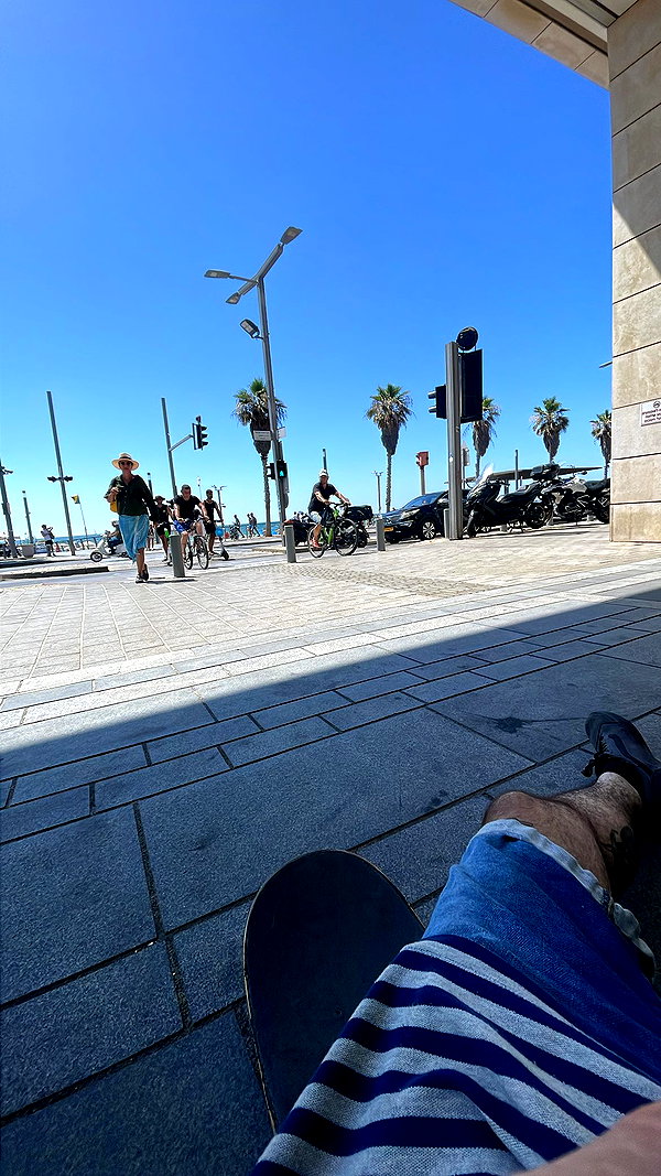 eitan.420 instagram image archive image
