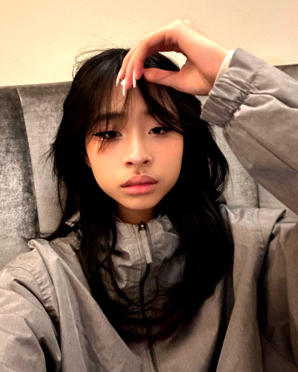 princessamelia_official instagram image archive image