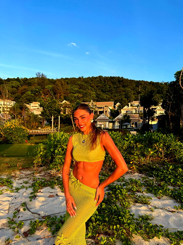 maya.keyy instagram image archive image