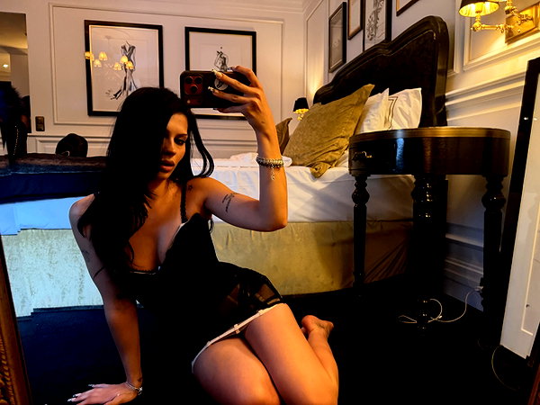 karolinaawasik instagram image archive image