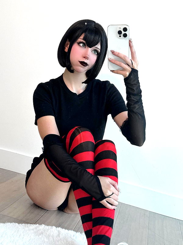 kennakins.cos instagram image archive image