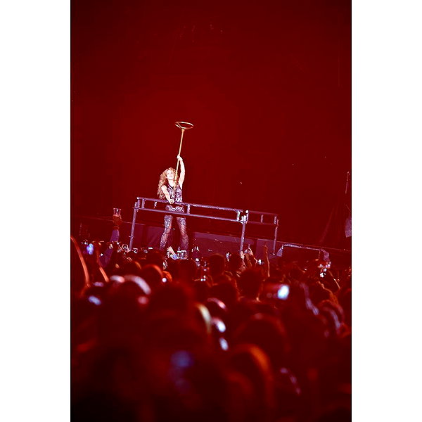 shakira instagram image archive image