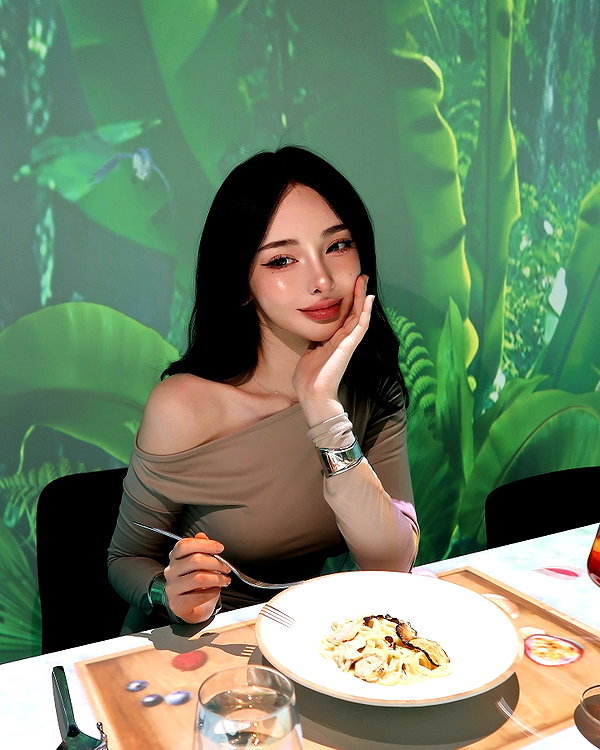 yuna_1_27 instagram image archive image