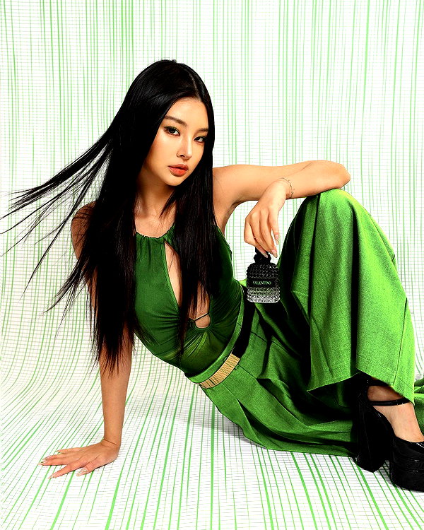 ll.lu1s instagram image archive image