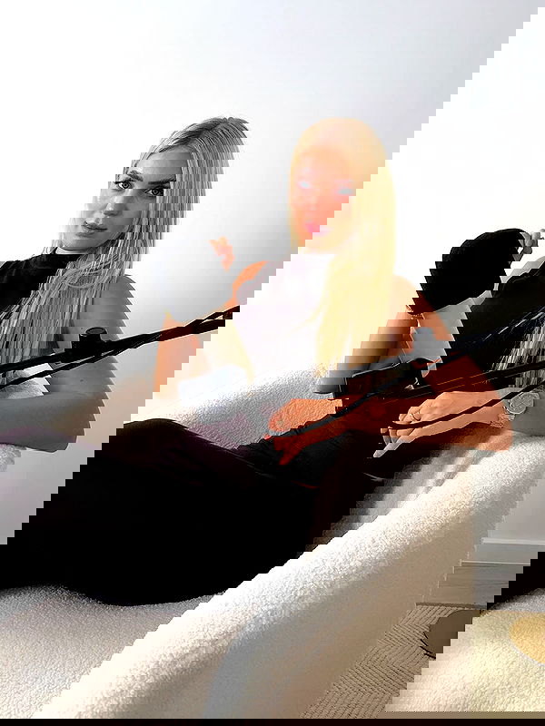 alexis.blond alexis.blond archive image