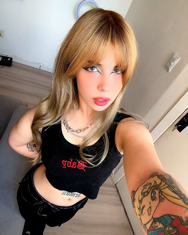 lucychernov instagram image archive image