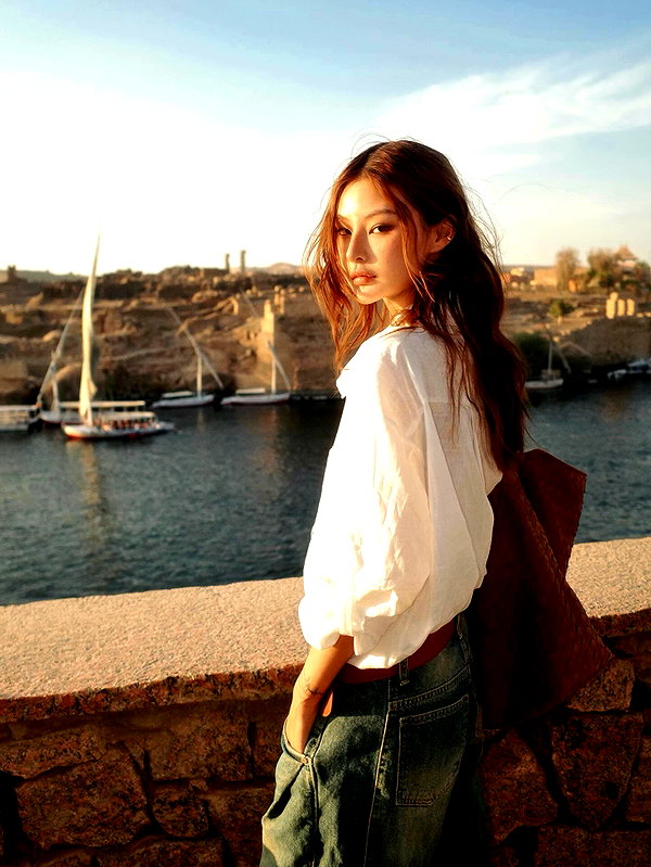 ll.lu1s instagram image archive image