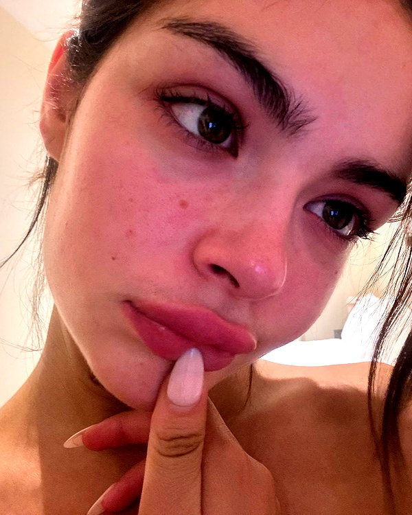 oliviaphillipps instagram image archive image