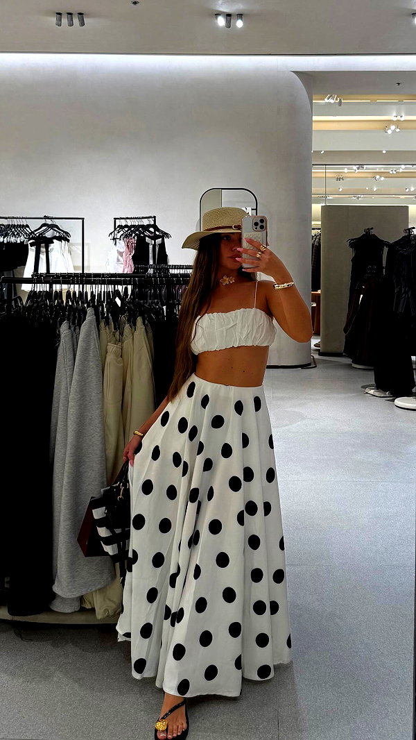 daniella_zeldis instagram image archive image