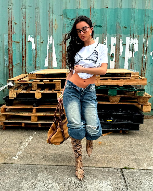ellachristo instagram image archive image