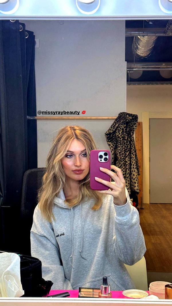 chelsnamsayin instagram image archive image