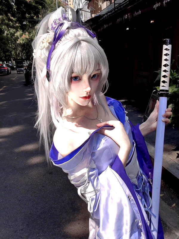 gallery_cosplayer instagram image archive image