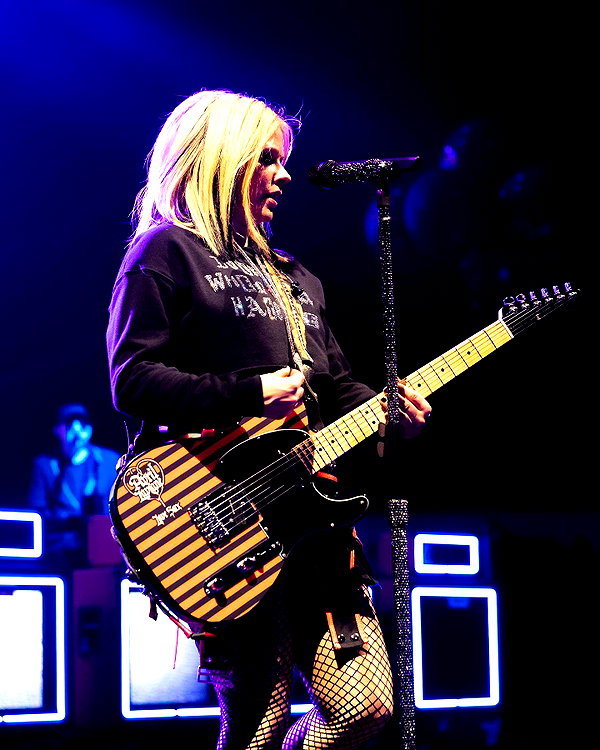 avrillavigne instagram image archive image
