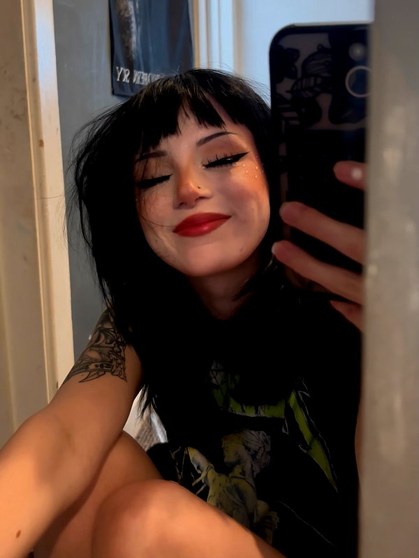 scarlett_ichor instagram image archive image