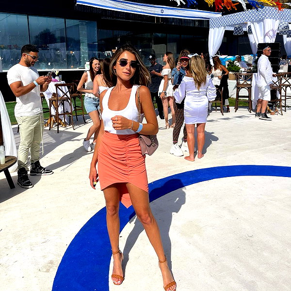 annezivi instagram image archive image