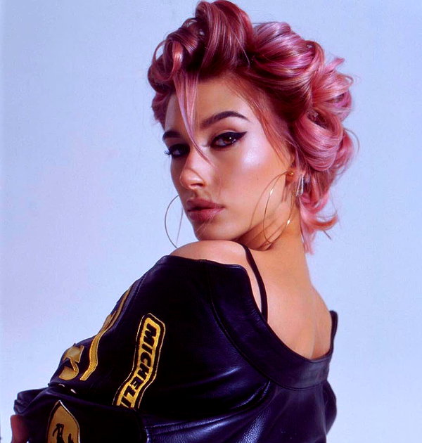 haileybieber instagram image archive image