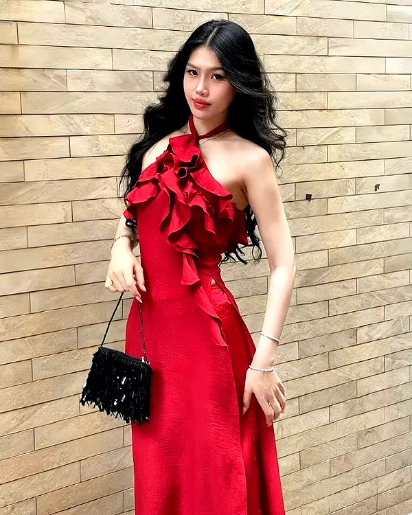 lyhythuedoxinh instagram image archive image
