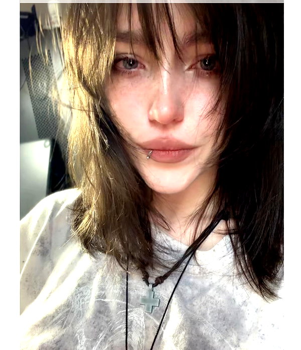 l1zev instagram image archive image