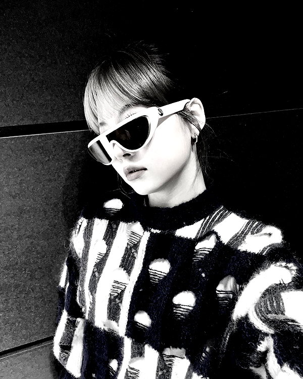 hhh.e_c.v instagram image archive image