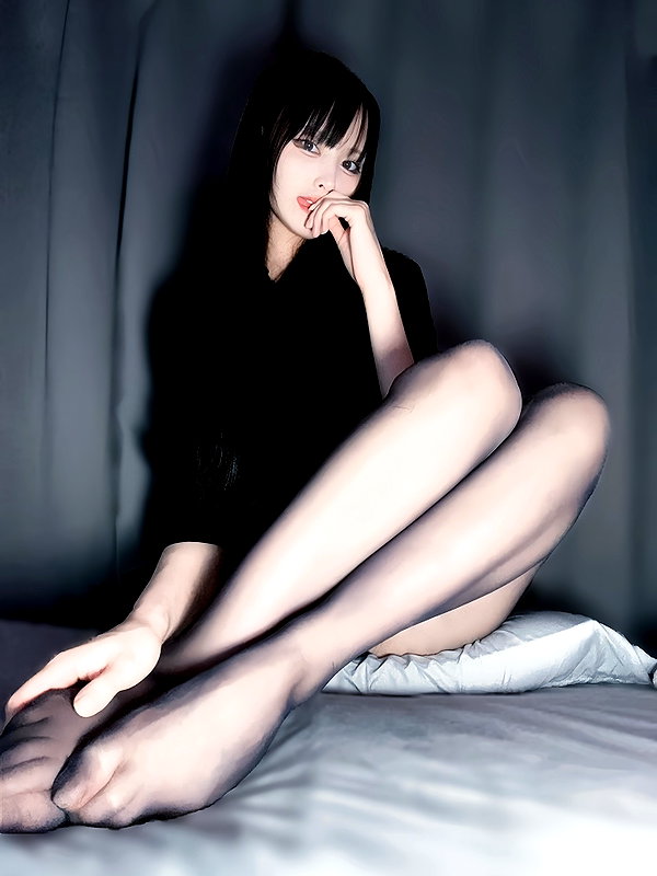 yamikumo_leisa instagram image archive image