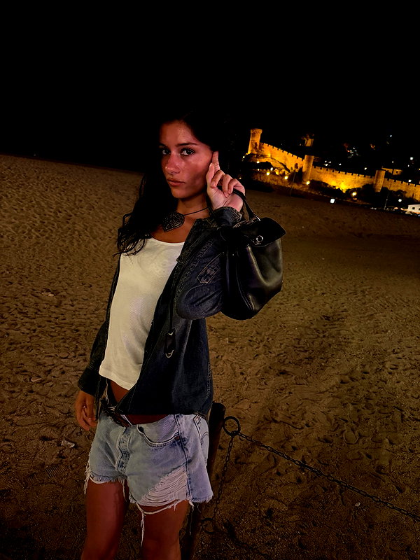 reneeebeller instagram image archive image