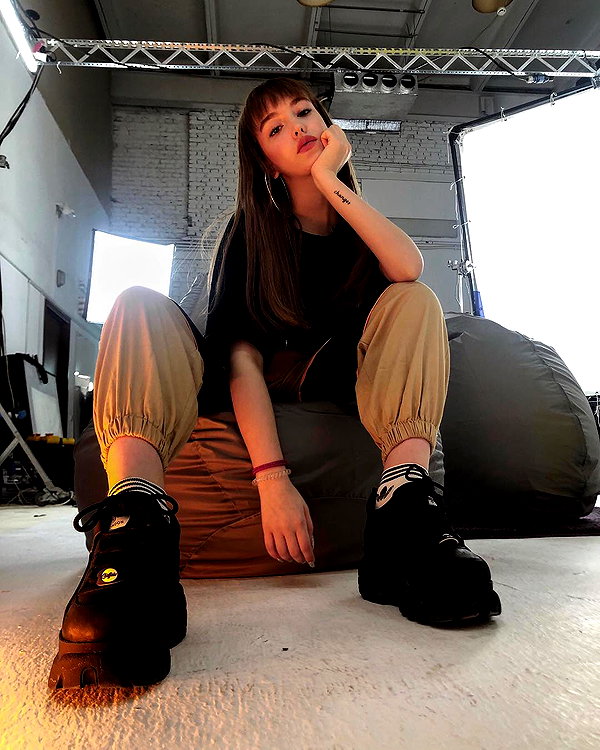 veroni22ka instagram image archive image