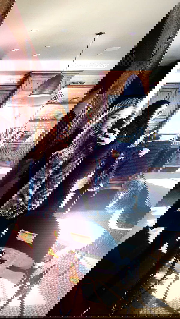 sydney_sweeney sydney_sweeney archive image