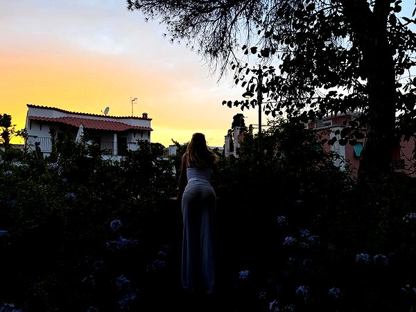 leni.bahr instagram image archive image