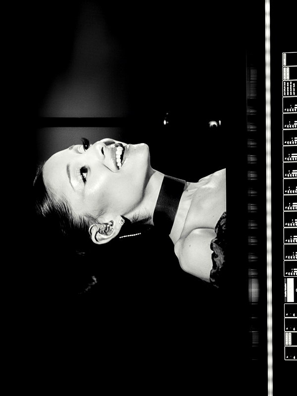 arianagrande instagram image archive image