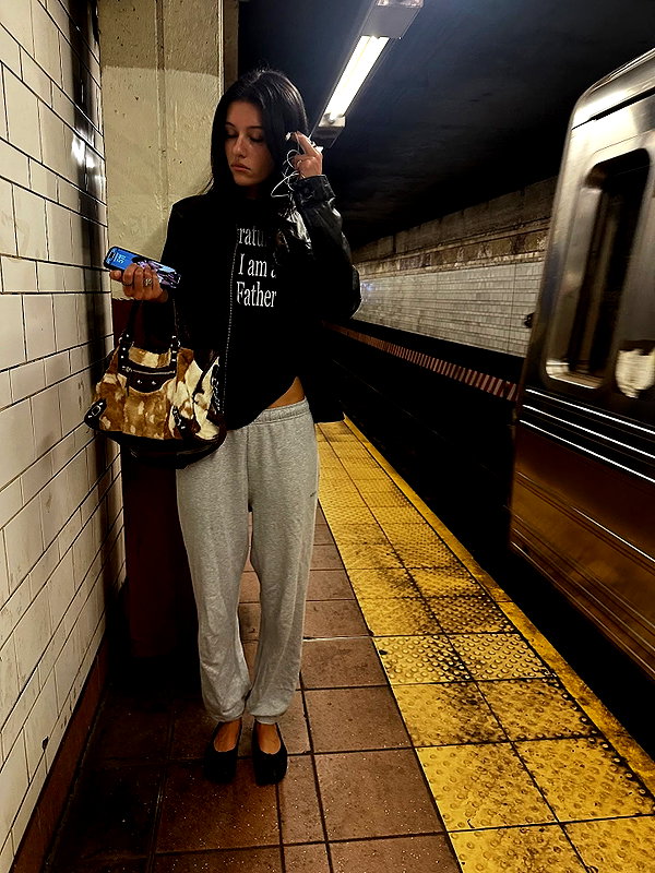 reneeebeller instagram image archive image