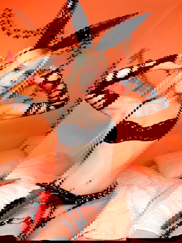 neondemoni neondemoni archive image