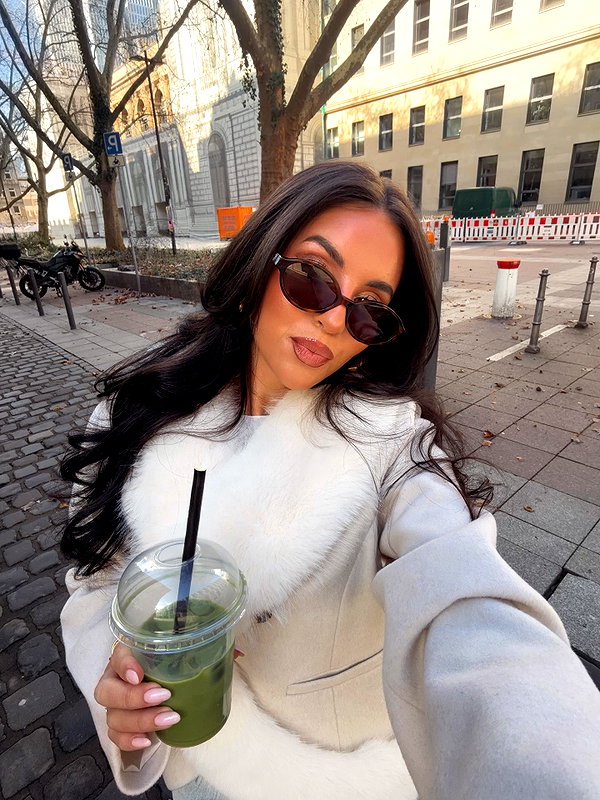 zoeliss instagram image archive image