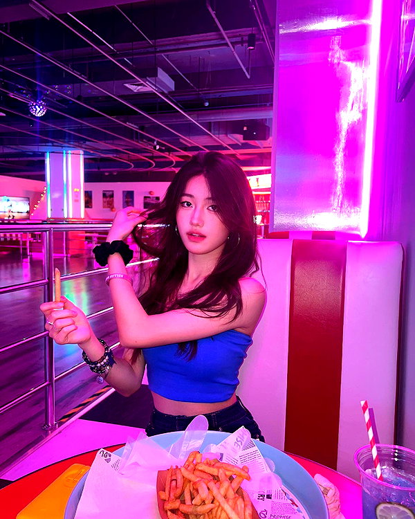 claire_is_miiii instagram image archive image