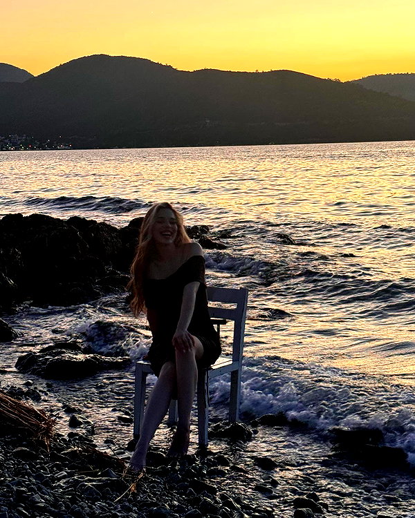 anna.utka22 instagram image archive image